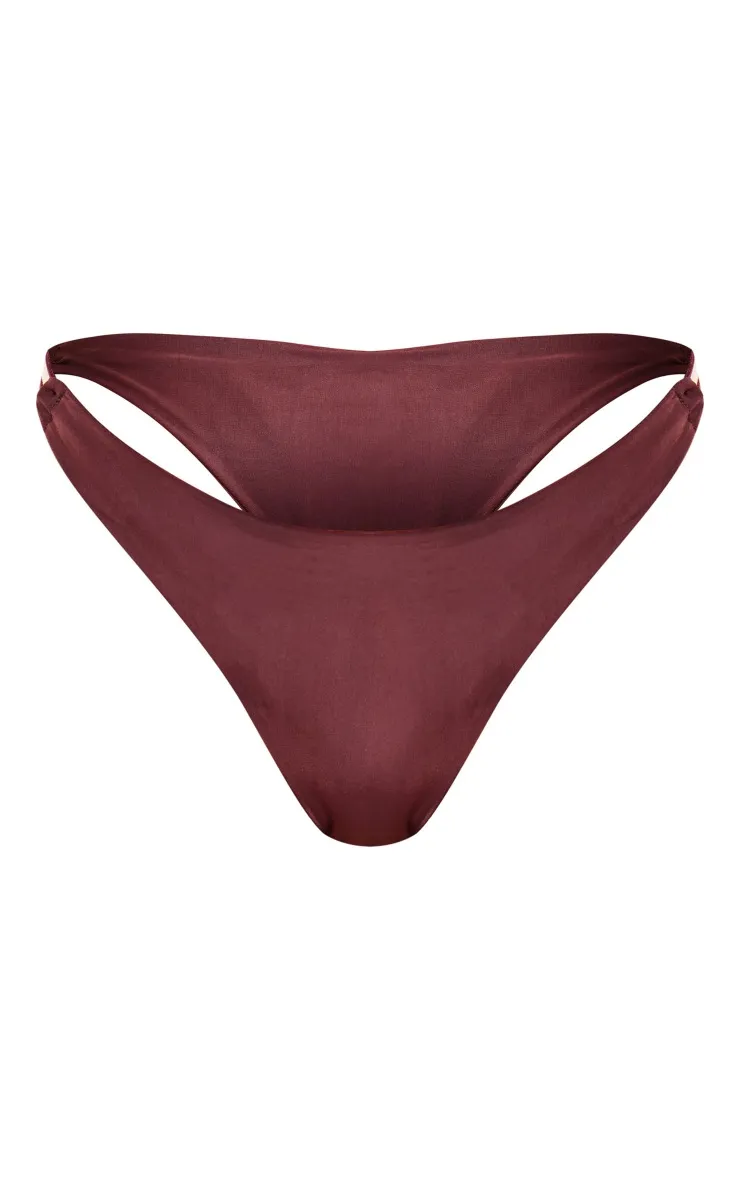 Bas de maillot de bain brésilien marron