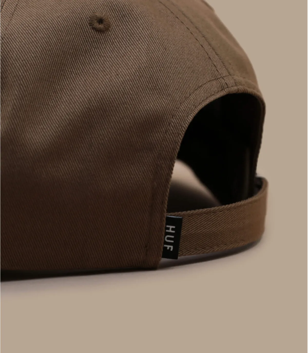 casquette logo bouclette - Casquette Madison 6 Panel rubber Huf : Headict