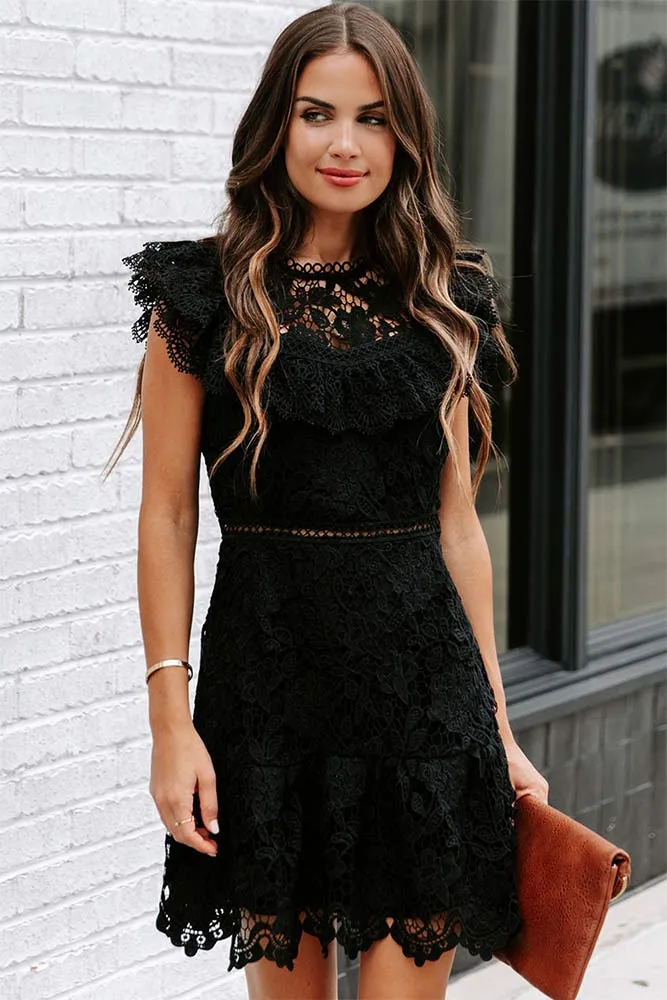 Robe Courte Cocktail Dentelle Noire